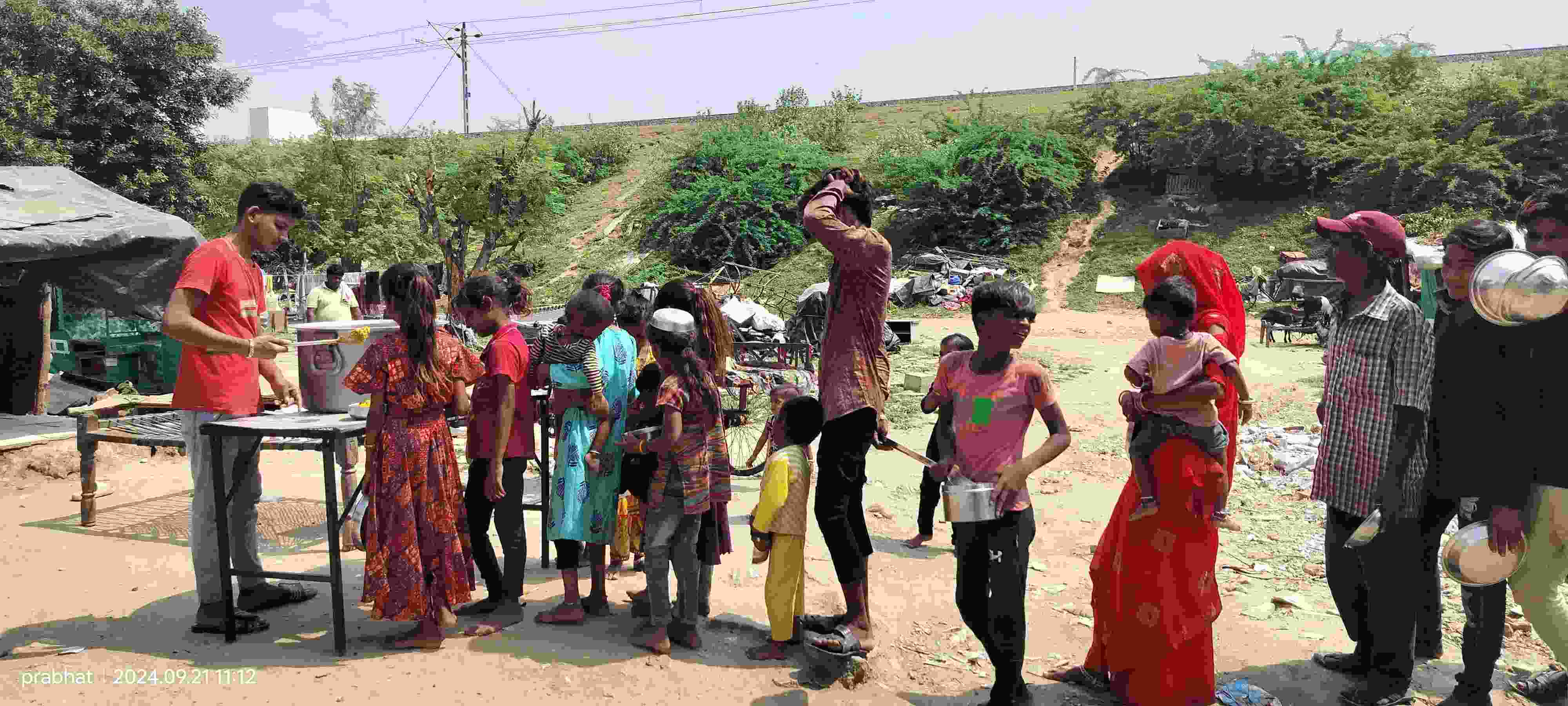Large scale food distribution