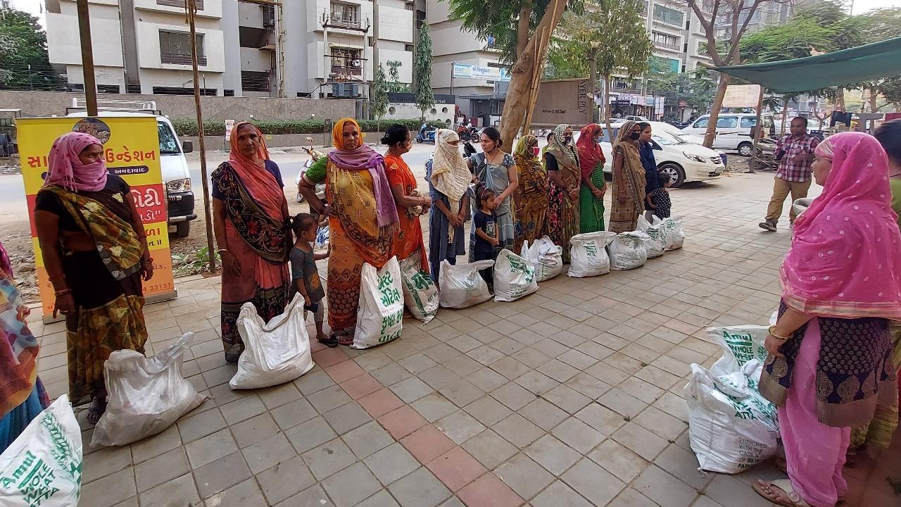 Urban distribution of grocery kits to widows